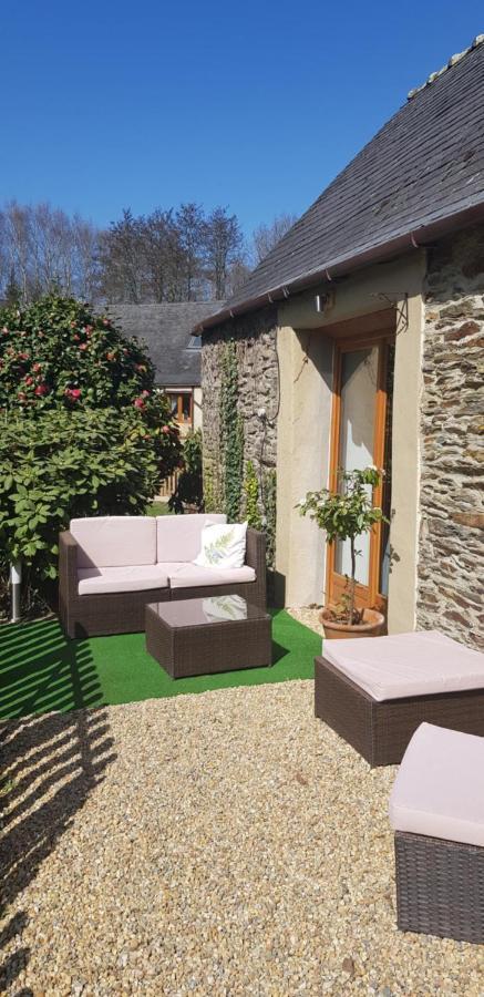 Le Vieux Moulin Gites - Detached Cottage With Garden Views And Pool Guégon Exteriör bild